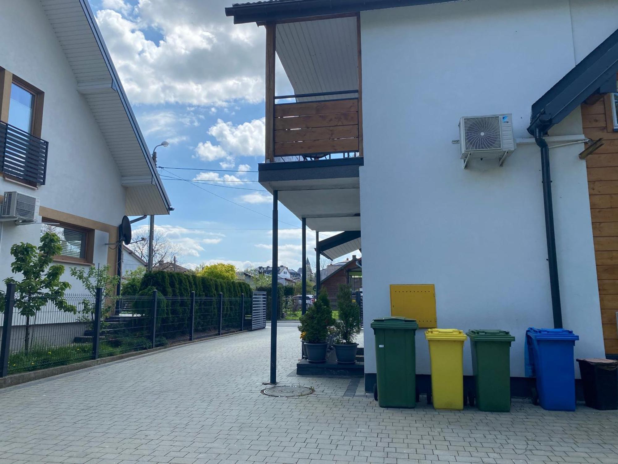 Apartamenty Fredry Lesko Exterior photo
